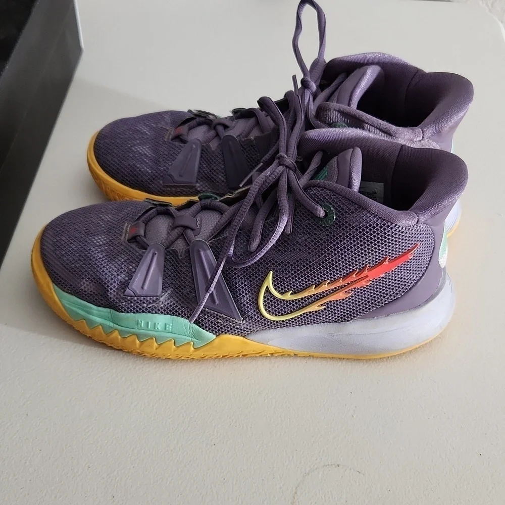 Nike kyrie gs